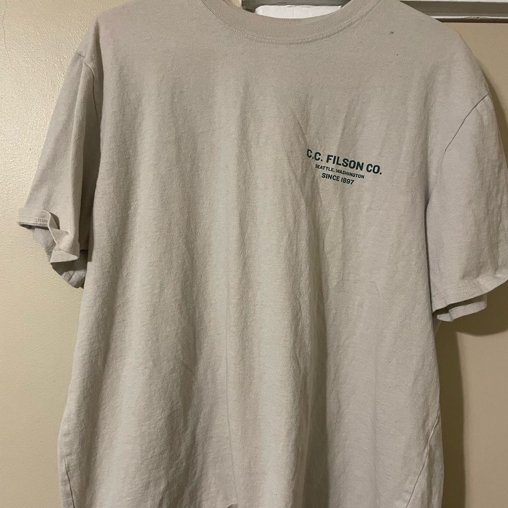 Filson t shirt size Large